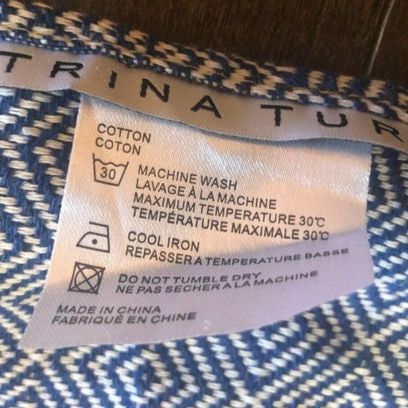 Trina Turk Fringe Throw Blanket Navy Blue White - Picture 5 of 6